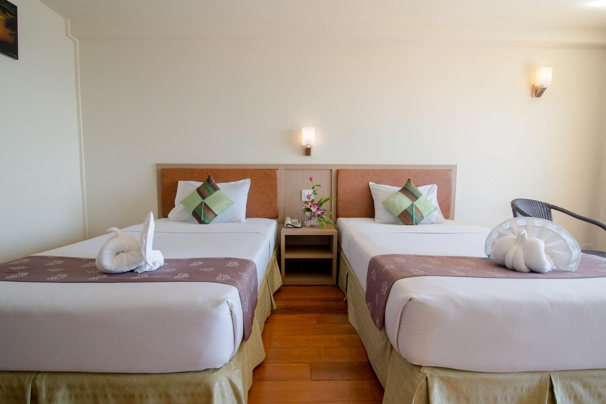 New Travel Beach Hotel & Resort Chao Lao Beach Exteriör bild
