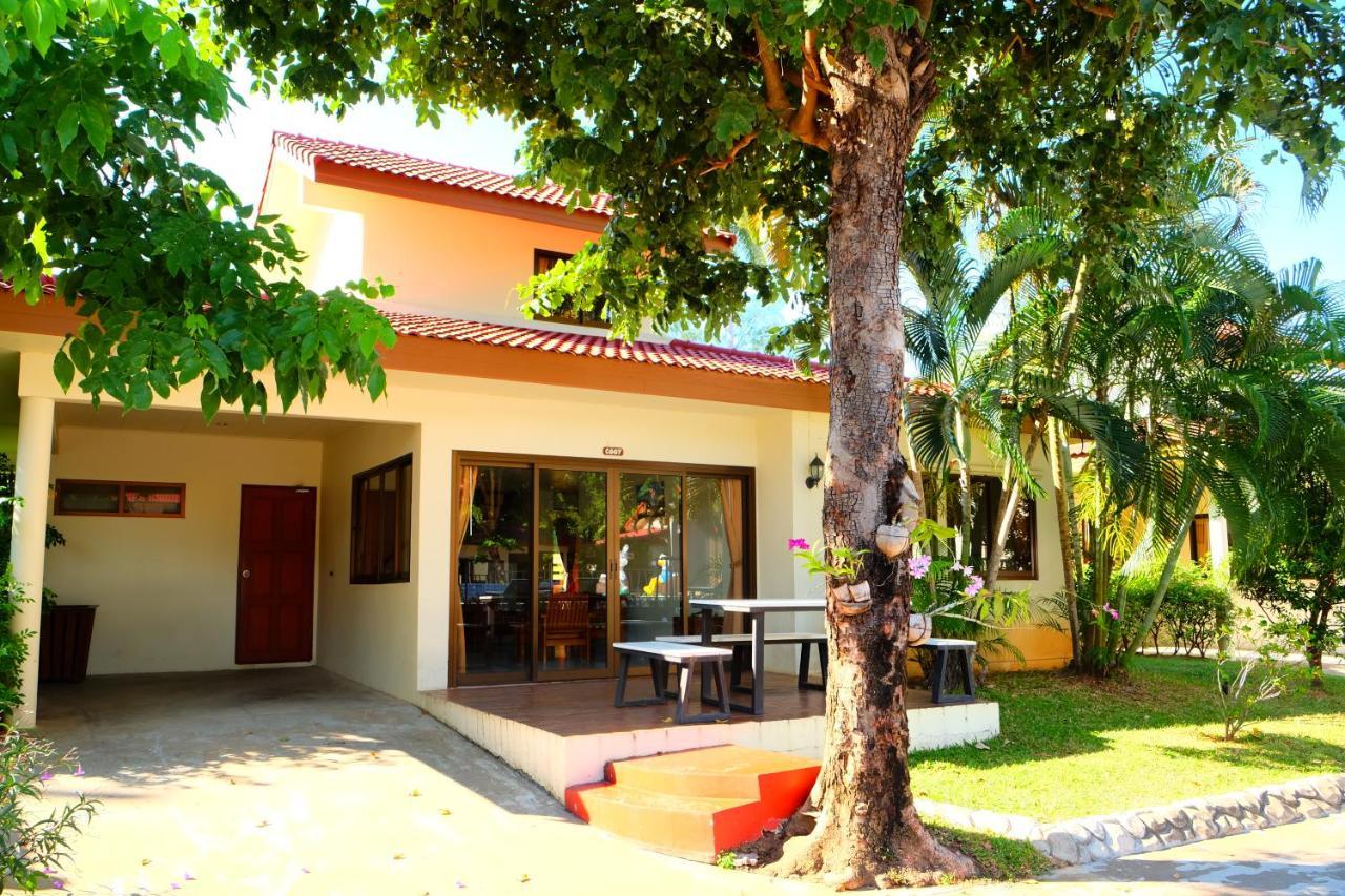 New Travel Beach Hotel & Resort Chao Lao Beach Exteriör bild