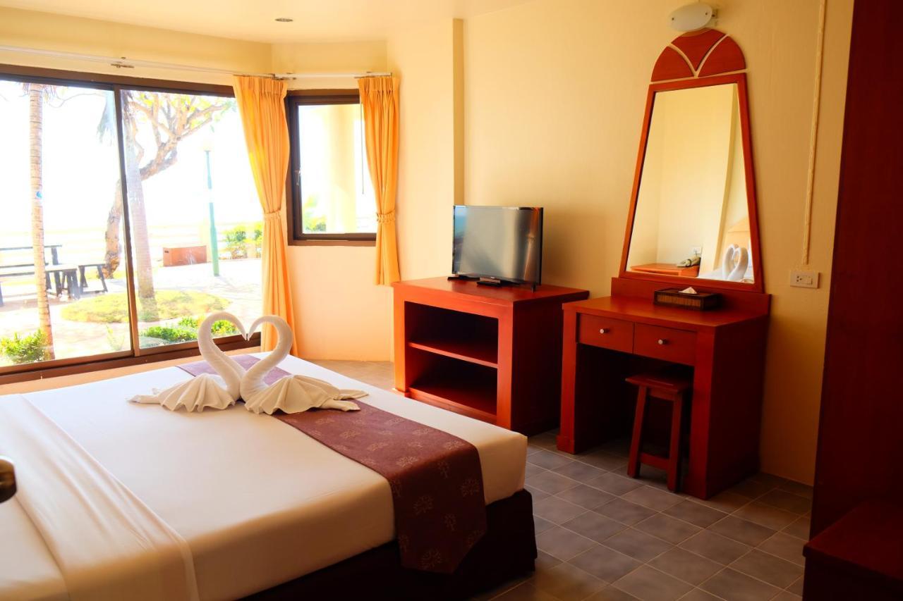 New Travel Beach Hotel & Resort Chao Lao Beach Exteriör bild